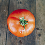 Tomate rouge de serre.jpg